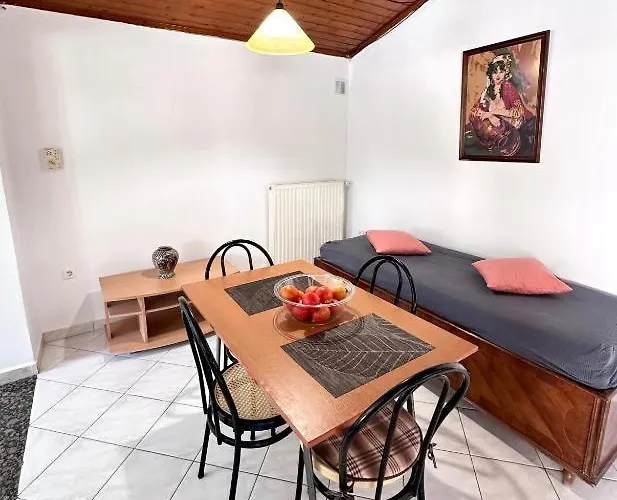 Katerinas Corfiot Maisons * Σκριπερό
