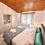 Katerinas Corfiot Maisons Appartement *