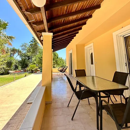 Katerinas Corfiot Maisons