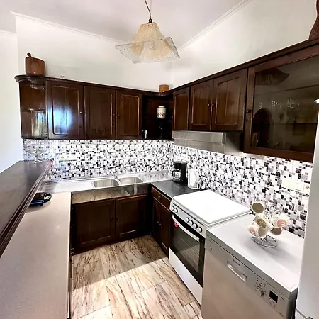 Katerinas Corfiot Maisons Skriperon